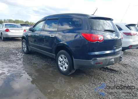 2012 Chevrolet Traverse Ls z USA, uszkodzony, nr VIN 1GNKRFED1CJ339661